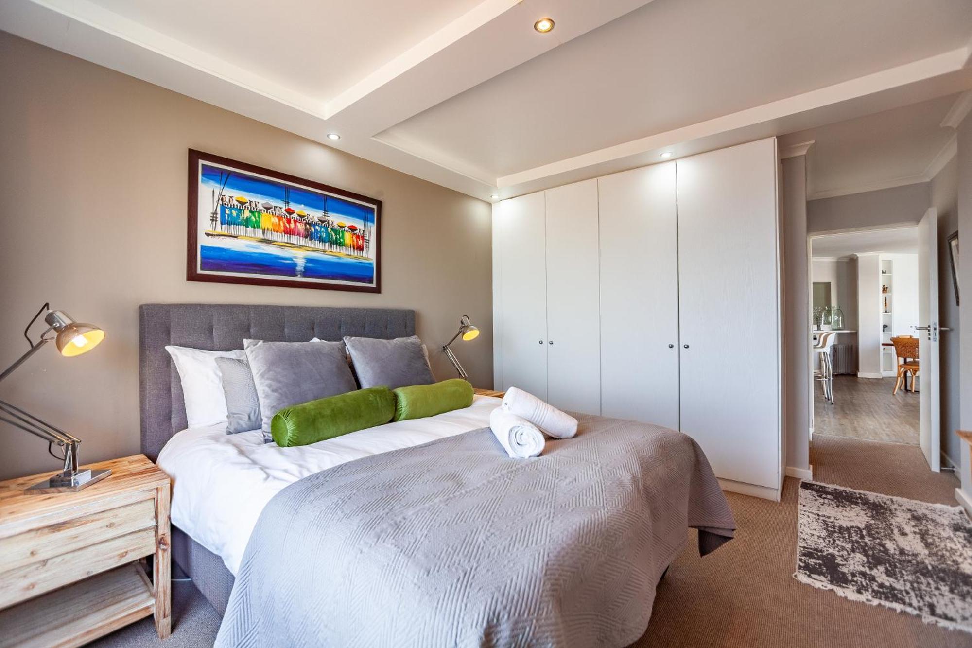 Luxury Ocean View Beachfront 2 Bed Apartment -206 The Waves, Blouberg, Cape Town Блуберґстранд Екстер'єр фото